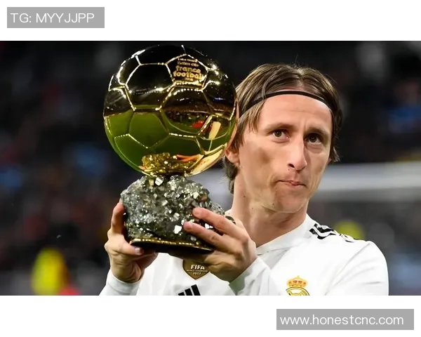 2025年足球百大球星最新排名揭晓 全球足坛巨星谁能位居榜首 2025年足球百大球星最新排名揭晓 全球足坛巨星谁能位居榜首