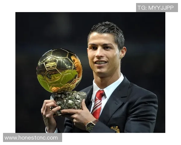 三台足球球星背后的成长故事与辉煌成就分析 三台足球球星背后的成长故事与辉煌成就分析